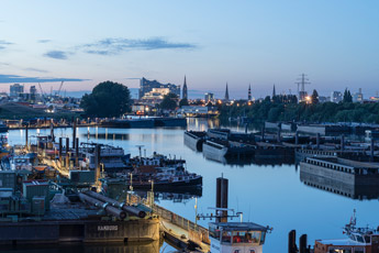 Hamburg. Blick von der Köhlbrandbrücke