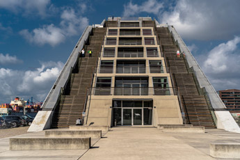 Hamburg. Altona. Dockland