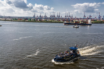 Hamburg. HADAG Flotte