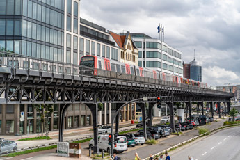 Hamburg. U-Bahn Viadukt Johannisbollwerk