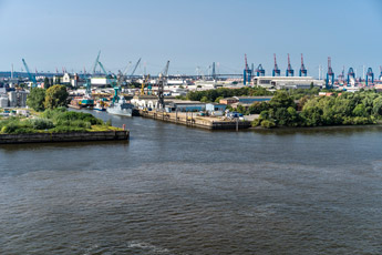 Hamburg. Elbphilharmonie. Blick von Plaza