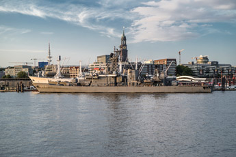 Hamburg. Japanischer Zerstörer