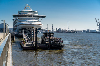 Hamburg. Altona. Dockland