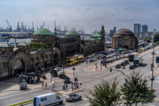 Hamburg. Landungsbrücken