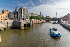 Hamburg. Speicherstadt. Zollkanal