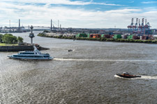 Hamburg. Blick vom Dockland