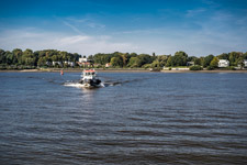 Hamburg. Schiffe. Ein Haffenschlepper