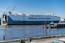 Hamburg. Schiffe. Autotransporter Reederei Höegh Autoliners