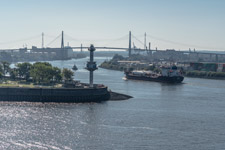 Hamburg. Köhlbrand. Blick vom Dockland